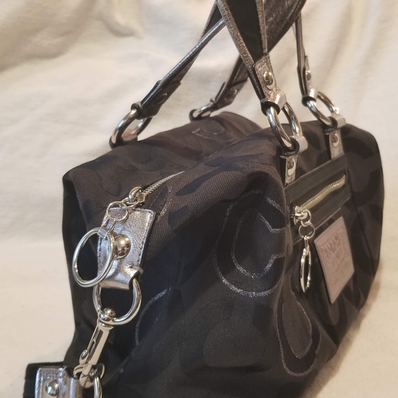 Coach Poppy Collection - Picture 3 of 6